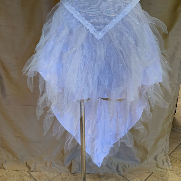 ✨ONE LEFT!✨ White Angel Halloween Costume - Picture 4 of 7